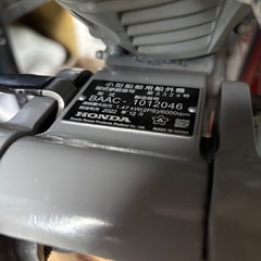 ホンダ2馬力船外機L足　三重県引取限定　付属品多数の画像