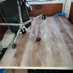 パーテーション 椅子セットの画像