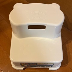［引渡決定］西松屋 2ステップ 子供用　踏み台の画像