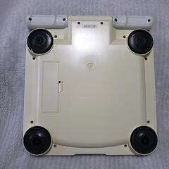 すてますジャンク　体重計　オムロン　カラダスキャンの画像