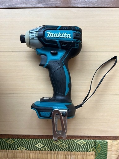 美品　マキタ ソフトインパクトドライバー
