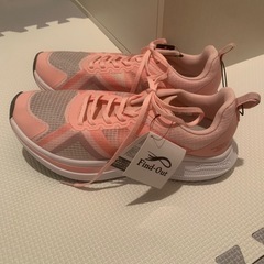 【お渡し相手確定】値下げしました！！★未使用品★【ワークマン】ランニングスニーカー👟 の画像