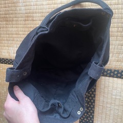 シンプル黒トートバッグ キャンバス素材 A4収納可の画像