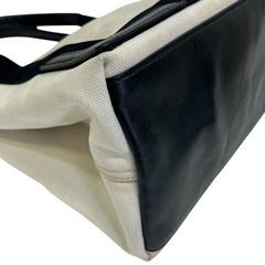 バレンシアガ BALENCIAGA ハンドバッグ ネイビー カバス S トートバッグ 339933 ホワイトの画像