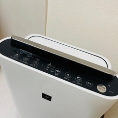 【決まりました】SHARP シャープ 加湿空気清浄機 KC-F70-W 2017年製 動作品ですが難ありです/J073-21の画像
