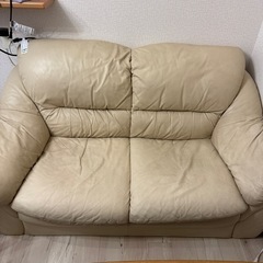 2人掛けソファ　引き取り限定　値段交渉承りますの画像