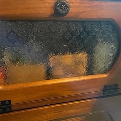 レトロなキャビネットの画像