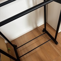 衣類ラックの画像