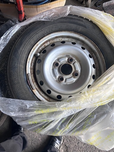 （早い者勝ち）145/80R13 スタッドレスタイヤ　ホイール付
