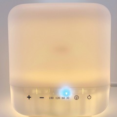 【中古美品】アロマディフューザー ホワイト タイマー付きの画像
