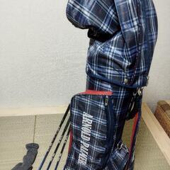レディースゴルフクラブハーフセットとゴルフバッグの画像