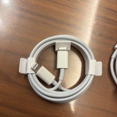 Apple純正！Lightningケーブル！iPhone充電ケーブルの画像