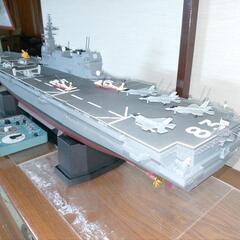 ディアゴスティーニ　護衛艦　いずも　ダイカスト艦船模型　完成品の画像
