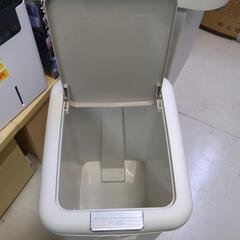 【ゴミ箱】【30L】クリーニング済み【管理番号11507】清の画像