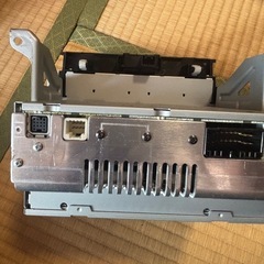 スズキ純正clarion カーオーディオ　ラジオ　CDの画像