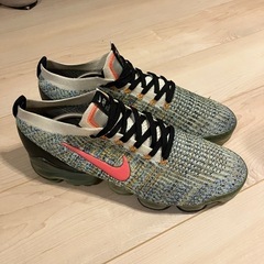 NIKE vapormaxの画像