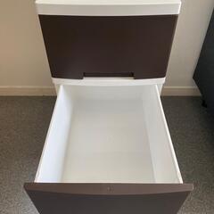 プラスチック製収納チェスト（3段）状態良好です。/ Plastic chest of 3 drawers – good conditionの画像
