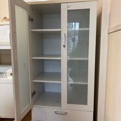 お取引中★★食器棚もらってください★★松本市よりの画像