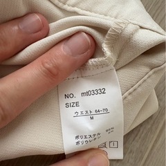GRL 新品未使用 スラックス Mの画像