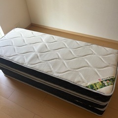 Murren Sleep　マットレス　クイーンサイズ　三分割タイプの画像
