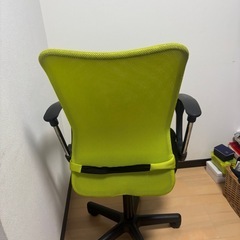 椅子 オフィスチェアの画像