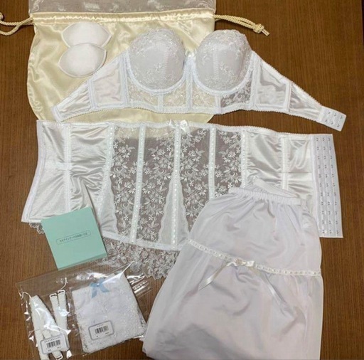 セモア ブライダルインナー D70