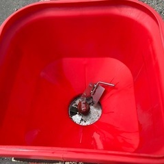 カンリウ 肥料散布機 自走式　肥料撒き機　3.5馬力　まきっこ　MF601 ブロードキャスター 歩行型 粒状 けいふん 米ぬか 肥料 散布 ガソリン　タンク60L 宮崎　程度良好の画像