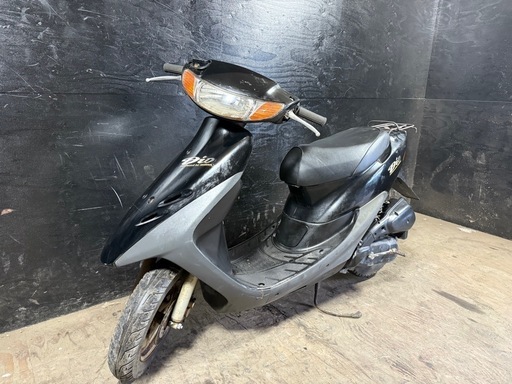★支払総額3.6万円★定休日なし！いつでも現車確認可能です！ ホンダ ライブディオ 黒 AF35 人気のライブディオ！ 2ストのためオイル注ぎ足すだけ！ バッテリー新品！ フロントディスク！