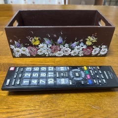 バラ柄箱の画像