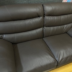 【美品】大川家具 2-3人掛け本革ソファ ブラウンの画像