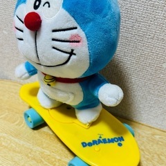【新品】動くスケボーするドラえもん💙の画像