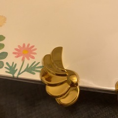 美品 ゴールド イヤリング フェザーの画像