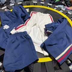 味坂保育園冬用体操服ズボン、どろんこキッズTシャツ半袖、長袖の画像