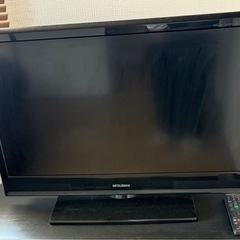 32型  三菱　ターン機能付き液晶テレビ リモコン付き