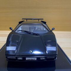 1/18ミニカー オートアート製ランボルギーニカウンタックLP5000Sの画像