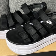 お譲り先決定【NIKE アイコンクラシック サンダル／ブラック・サイズ7（24cm）】の画像