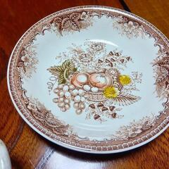 食器セットの画像