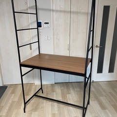 【取引中】IKEA ホーヴェルード　HAVERUD　テーブル　はしご収納付きの画像
