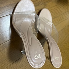 ZARA ミュールの画像