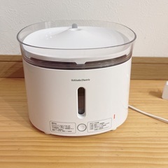 +AQUA2 プラスアクア2 犬猫用循環浄水給水器　2L 獣医師監修の画像