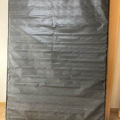 ダブルマットレスの画像
