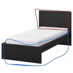 IKEA 木製ベッドの画像