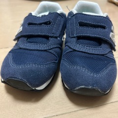 ニューバランス　キッズスニーカー　16センチの画像
