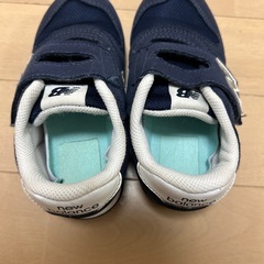 ニューバランス　キッズスニーカー　16センチの画像