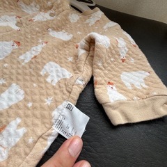 UNIQLO ベビー　しろくま柄ロンパース 70の画像