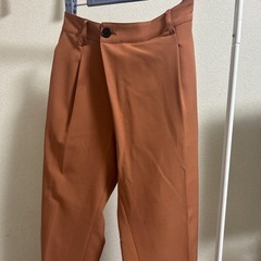 パンツスーツの画像