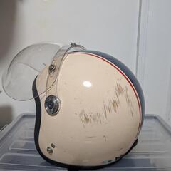 ヘルメットの画像