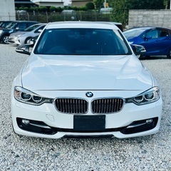 💫✅😊 BMW 3シリーズ 320i スポーツ。年式2012年。...