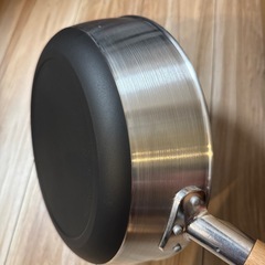 【新品未使用】無印良品 鍋としても使える　こびりつきにくいフライパン　直径28cm 深型 IH対応の画像