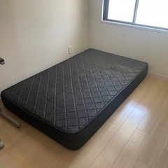 セミダブルベッドマットの画像
